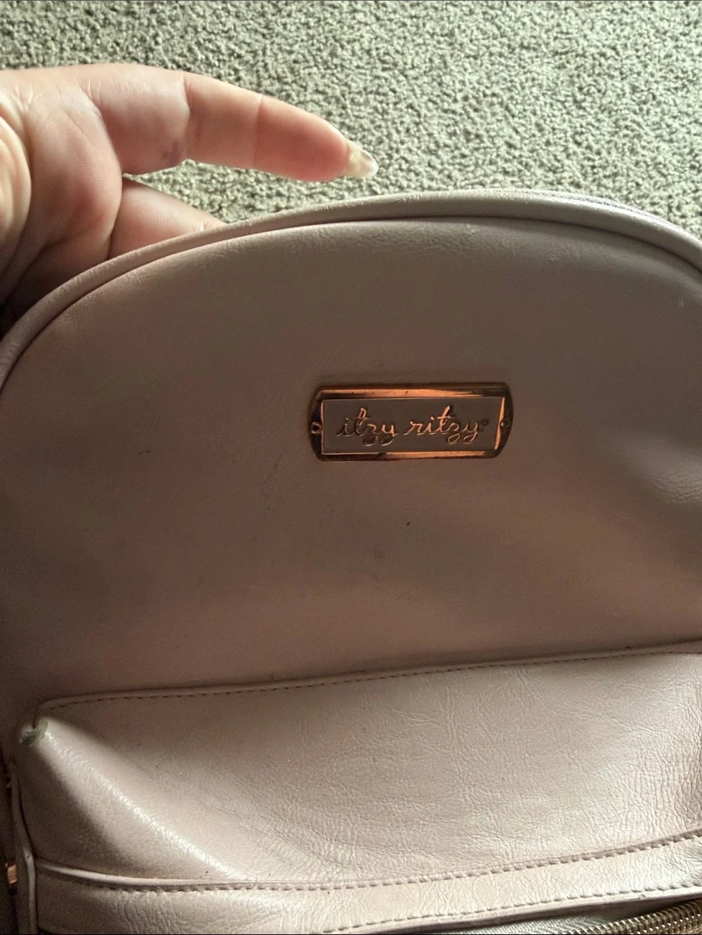 Itzy Ritzy Mini Boss Bag— Blush Pink Leather PLAY CONDITION